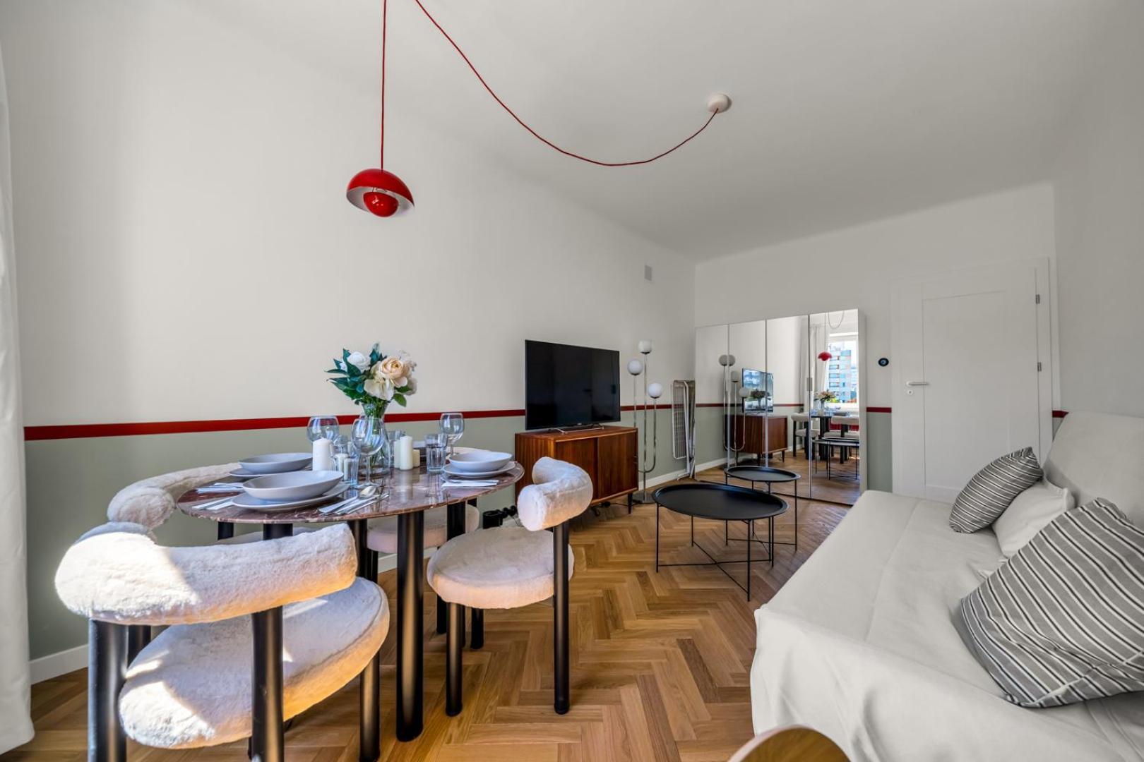 Apartament Elektoralna Apt - Workspace, Park, Bus&tram - By Rentujemy Warszawa